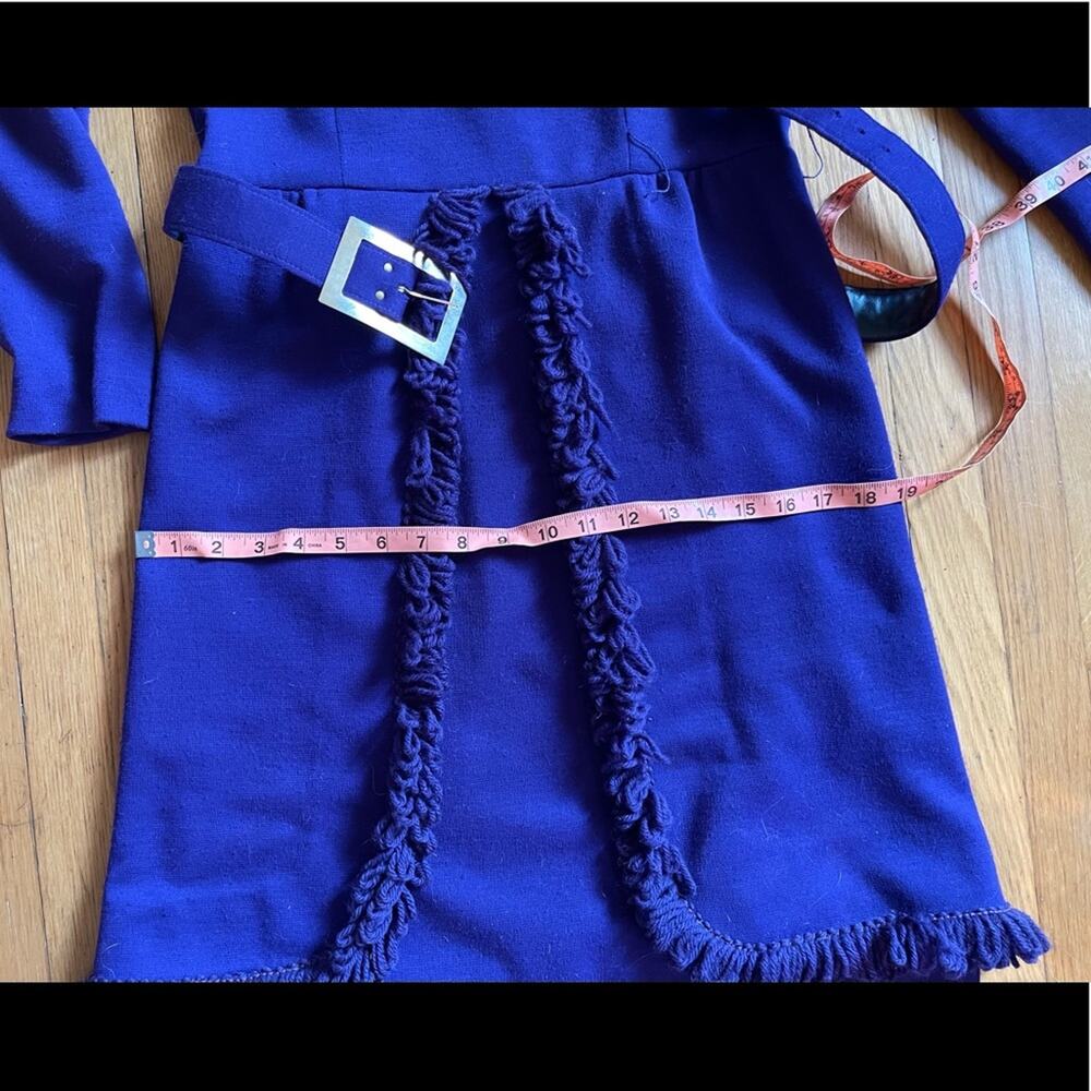 70s Does 40s Purple Long Sleeved Knit Dress w. Peplum Fringe Skirt - Picture 9 of 10